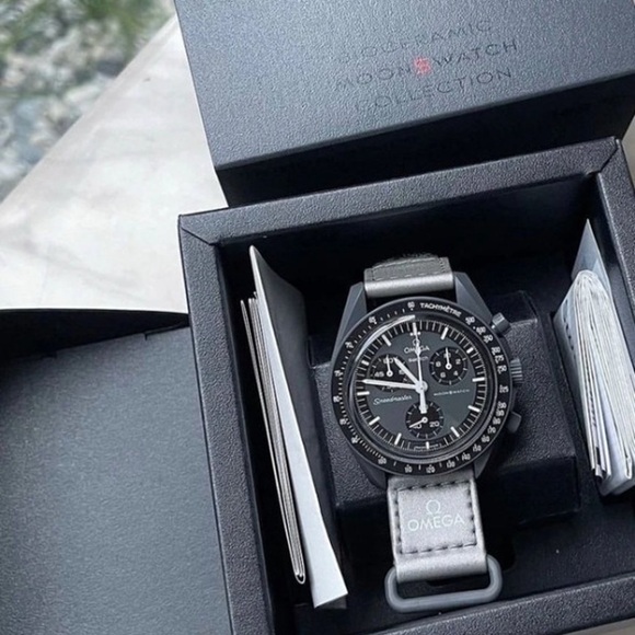 Mission to Mercury Swatch x moonswatch speedmaster - Picture 6 of 6